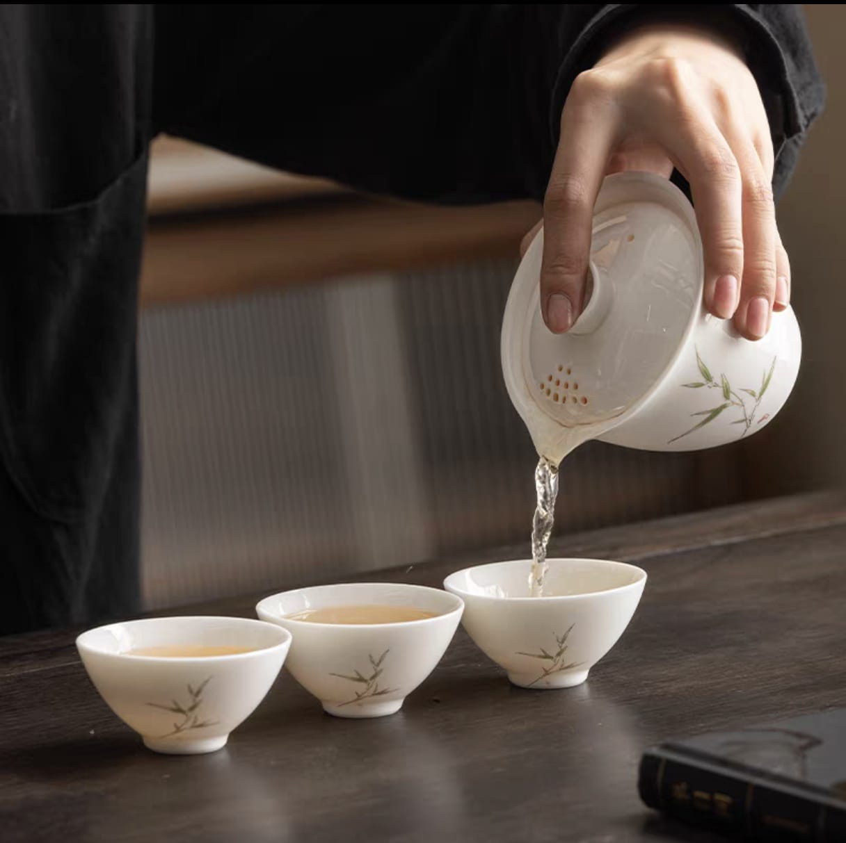 Bamboo travel tea set for Chinese tea brewing